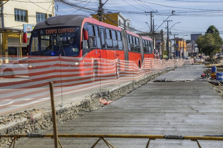 Ruas do Terminal Centenário terão bloqueios para obras do BRT