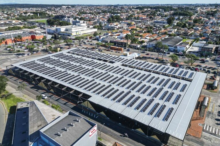 Curitiba se destaca como uma das 25 cidades com potencial para gerar empregos verdes