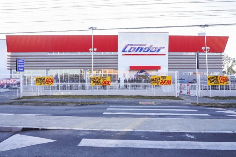 Curitiba registra crescimento no setor supermercadista com mais de 5 mil empregos gerados