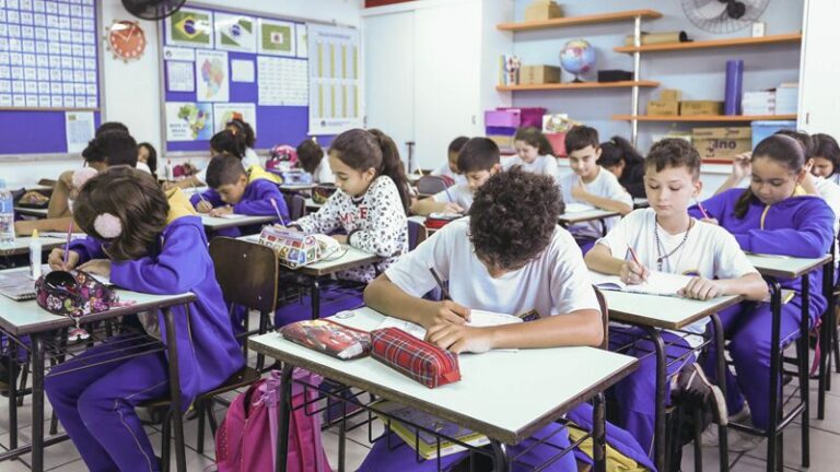 Cadastramento para novos estudantes de pré e primeiro ano em Curitiba vai até dia 31 de outubro
