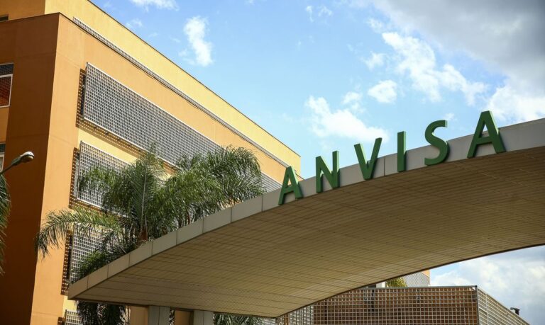 Anvisa suspende azeite, sal e chá do milagre