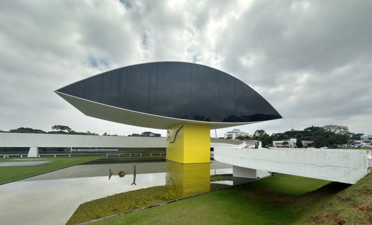 Temperatura máxima em Curitiba deve ficar em 16°C neste domingo