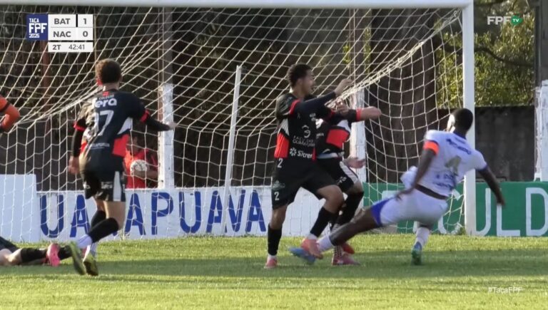 Jogador demitido após ofensa racial em partida no Paraná