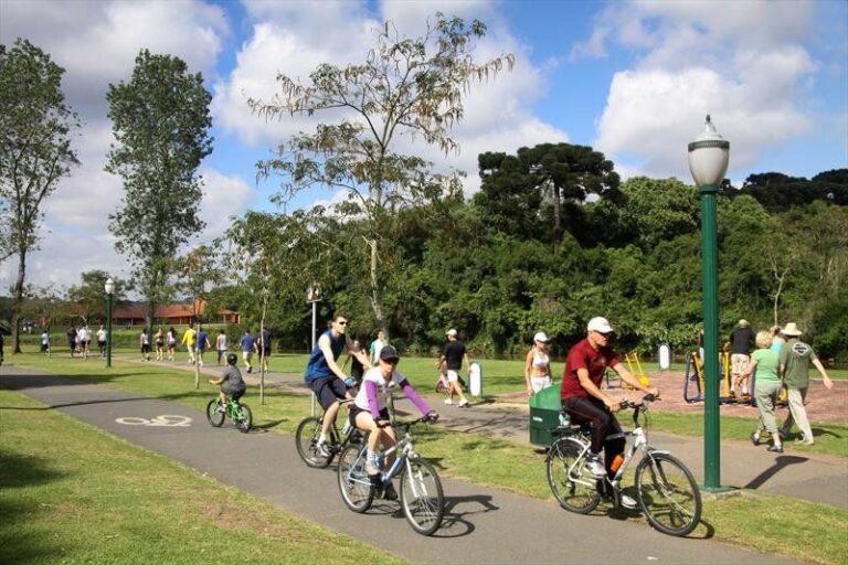 Calor intenso e mudanças no tempo em Curitiba e RMC