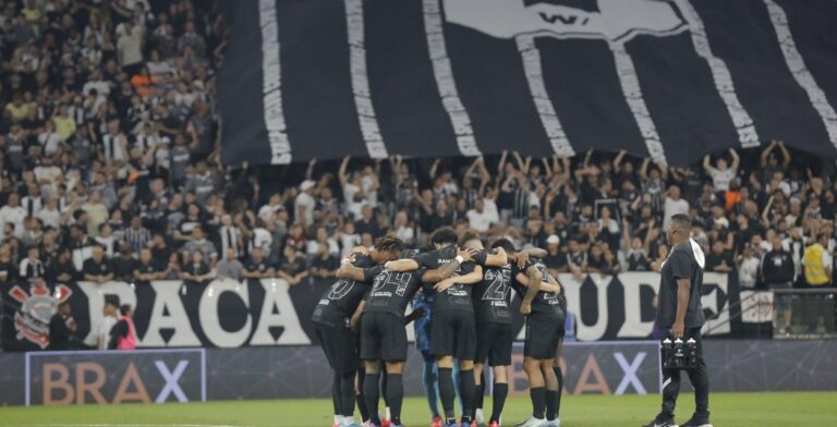 Corinthians acumula R$ 120 milhões em dívidas na Fifa