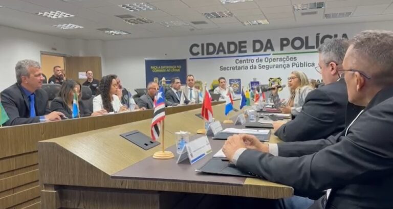Encontro discute fortalecimento do Disque Denúncia no Brasil