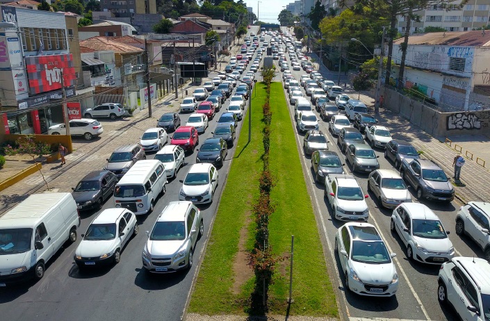 Crescimento de emplacamentos em Maringá após redução do IPVA