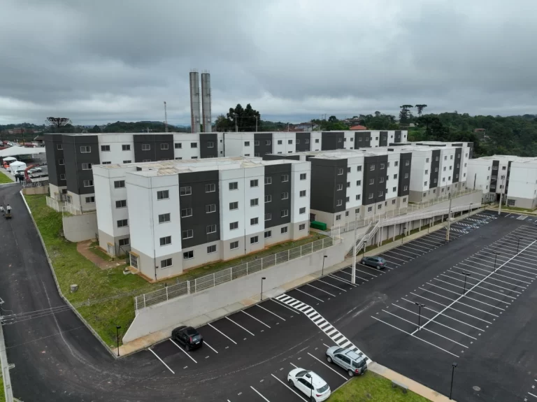 Inauguração do maior condomínio da RMC