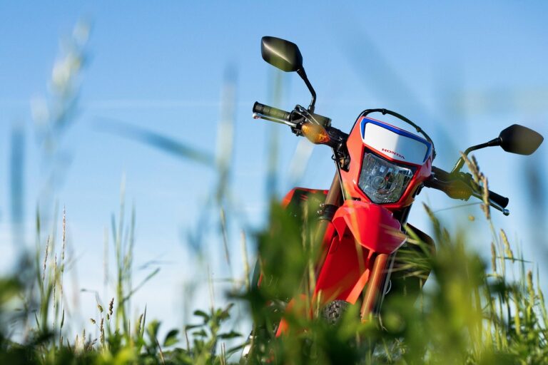 Reconhecimento da prática de grau em motocicletas no Paraná