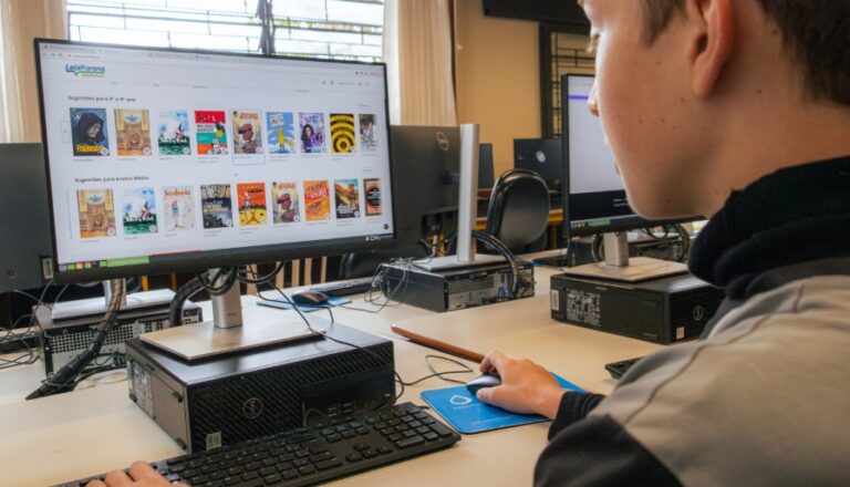 Cinco livros mais lidos por estudantes no Dia Nacional do Livro