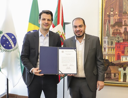 Paulo Martins assume interinamente Prefeitura de Curitiba