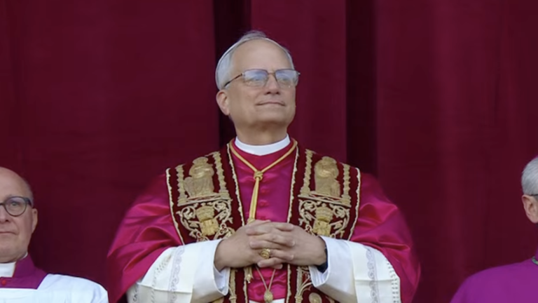Papa orienta sobre a veneração a Maria e reafirma a unicidade de Cristo