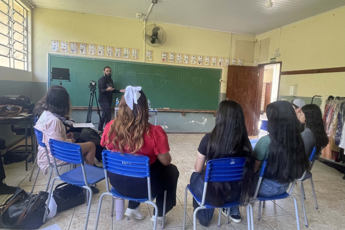 Escola rural de cinema fortalece identidade e aprendizado no campo